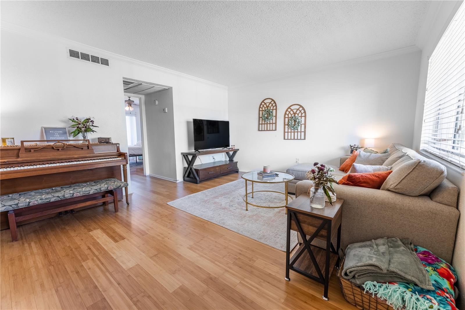 123 BLUE POINT WAY #320