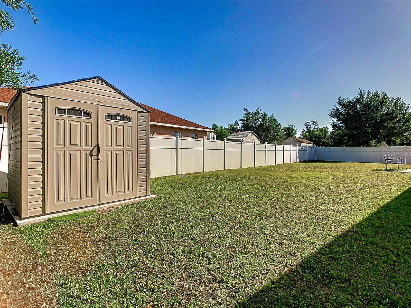 927 NANCY CT