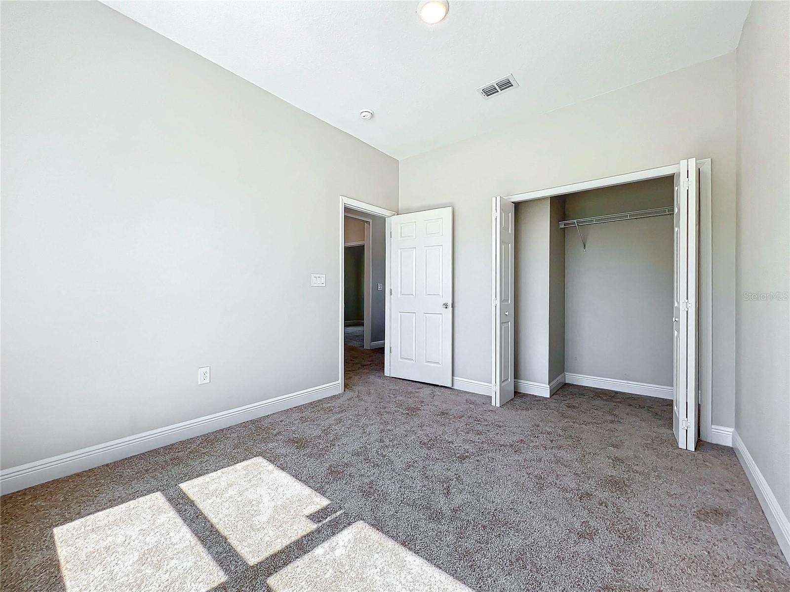 806 CARTER ST
