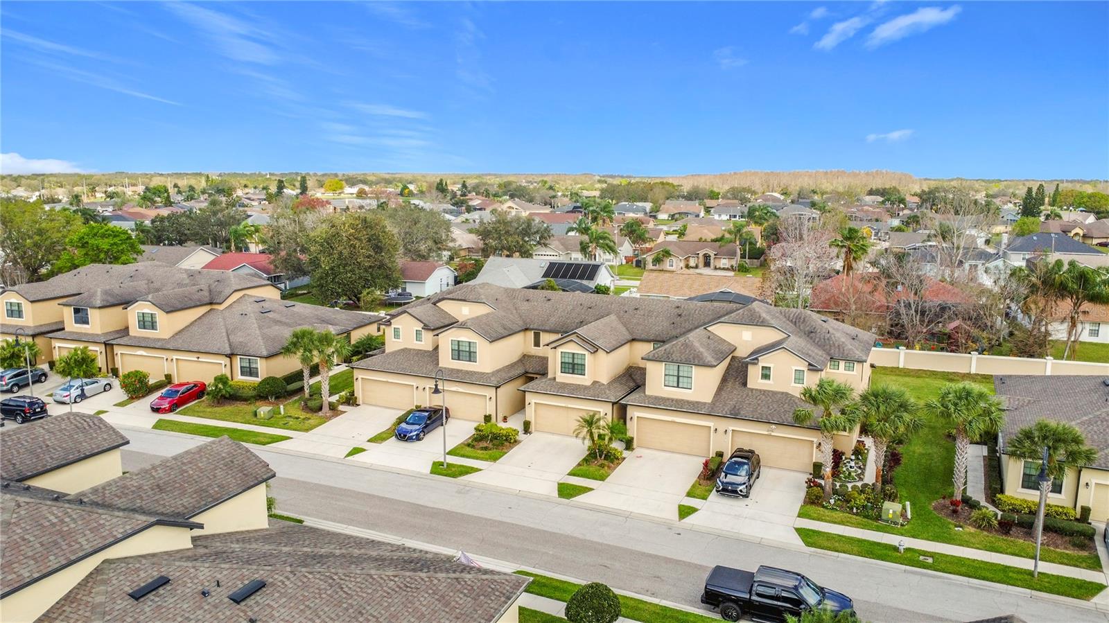 2294 SEVEN OAKS DR
