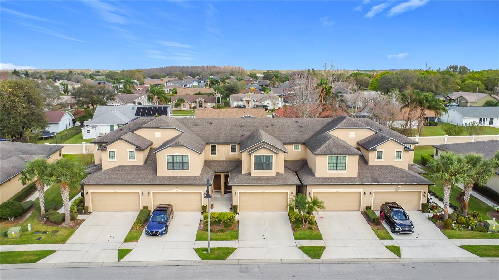 2294 SEVEN OAKS DR