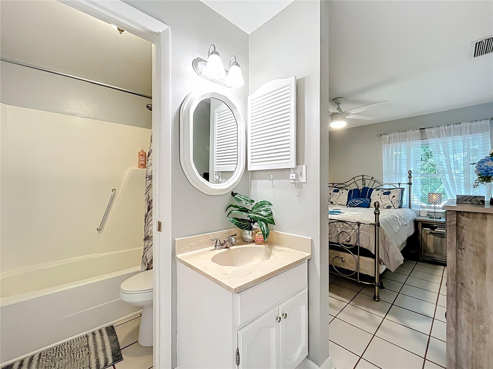 12539 ORANGEWOOD CT