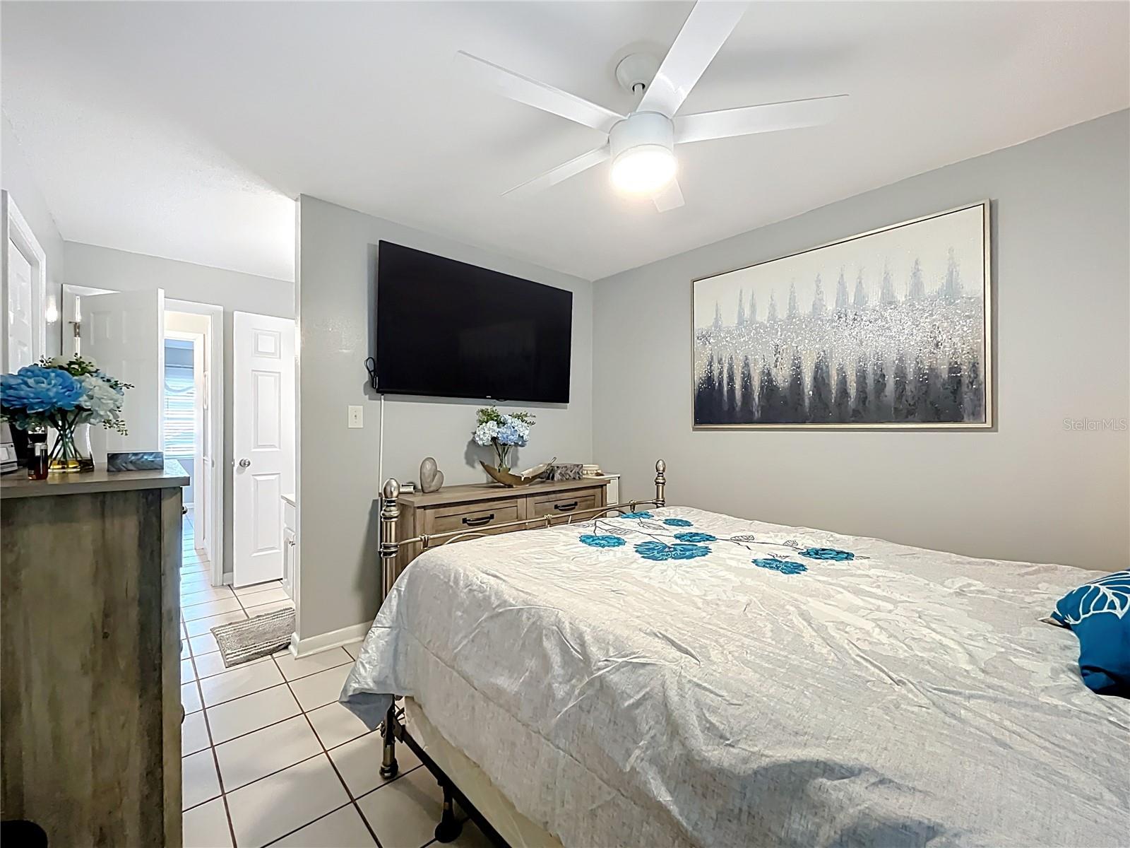 12539 ORANGEWOOD CT