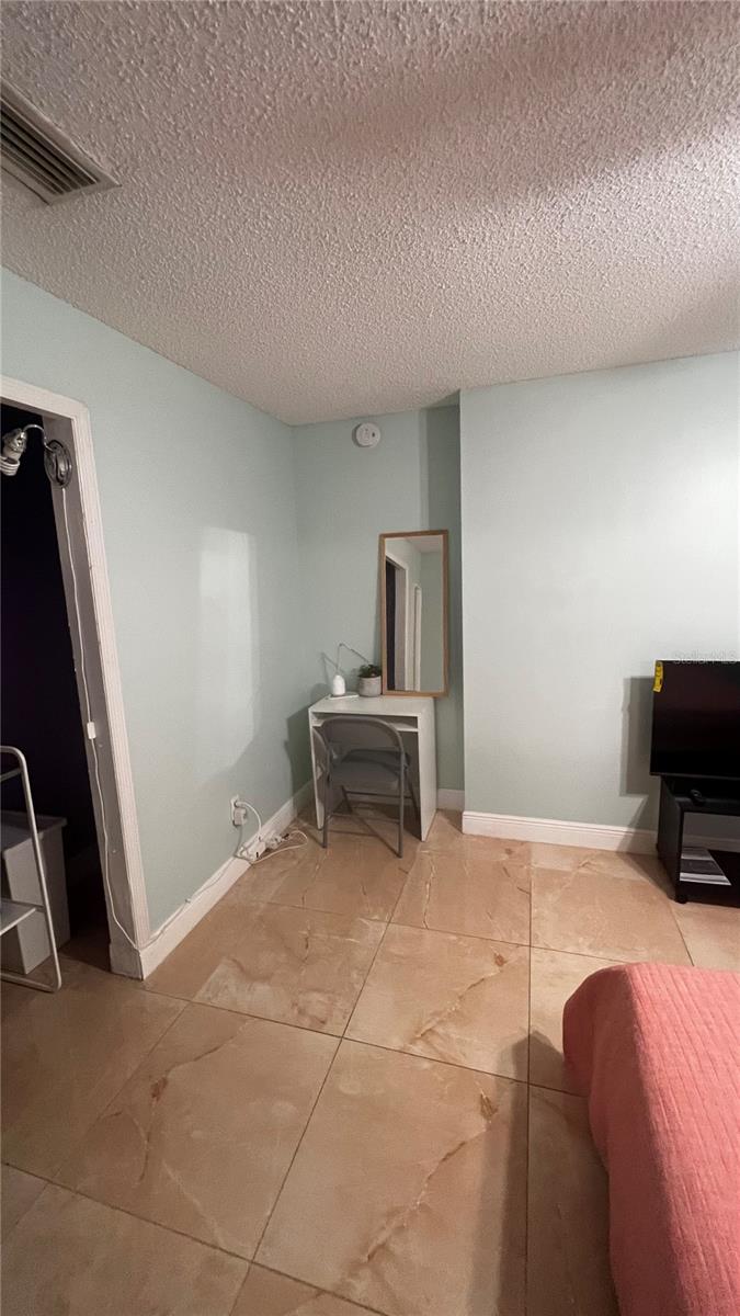 111 CUAUTLA WAY ##6
