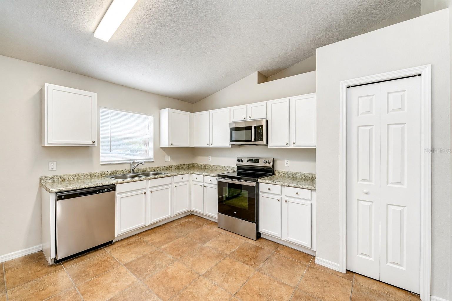 441 DANUBE DR