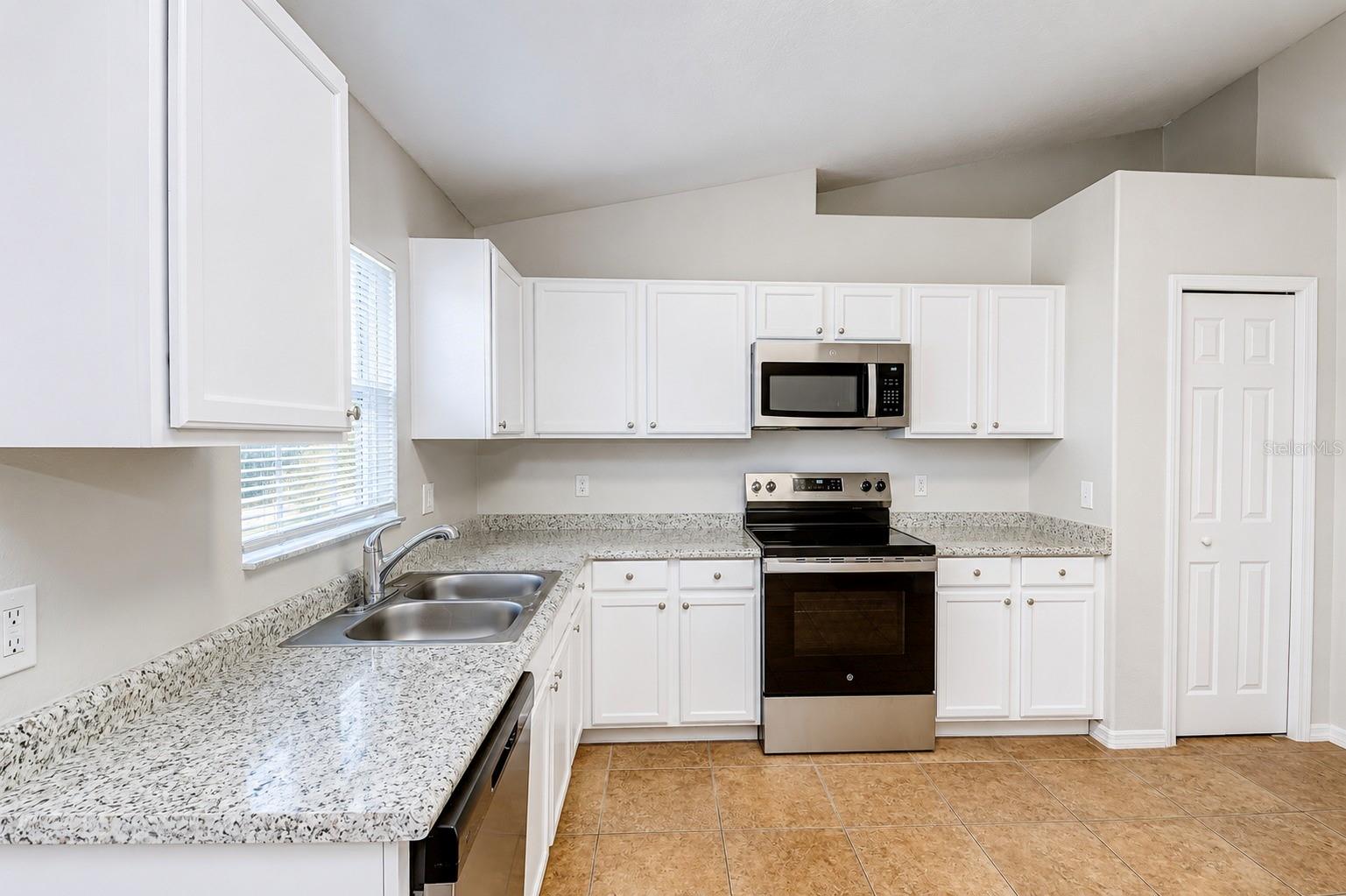 441 DANUBE DR