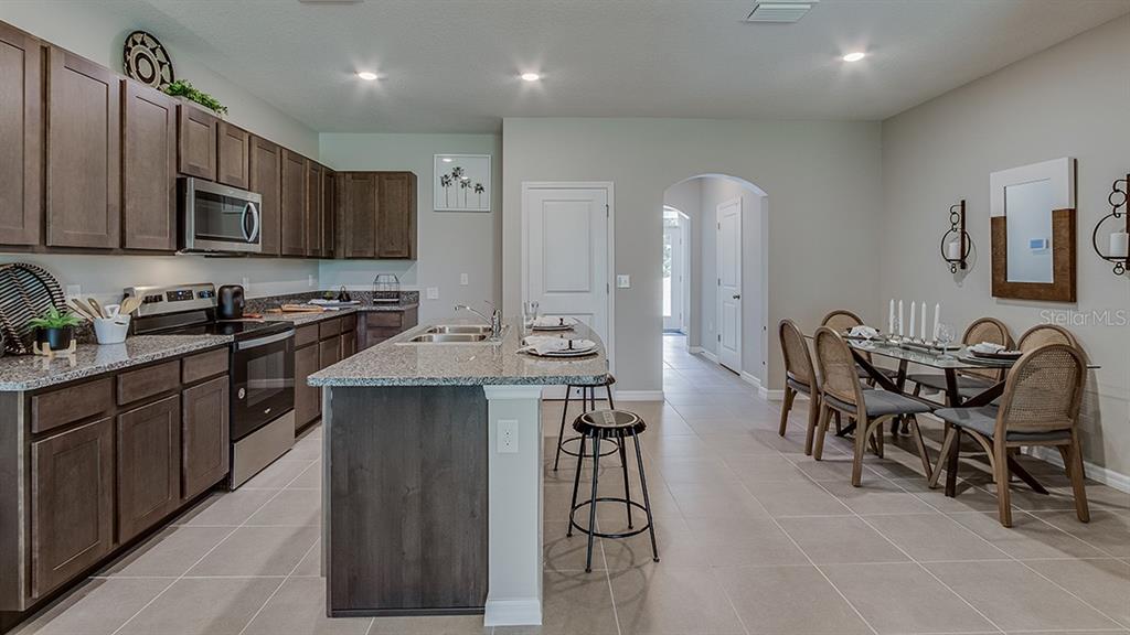 5340 LOBLOLLY LN
