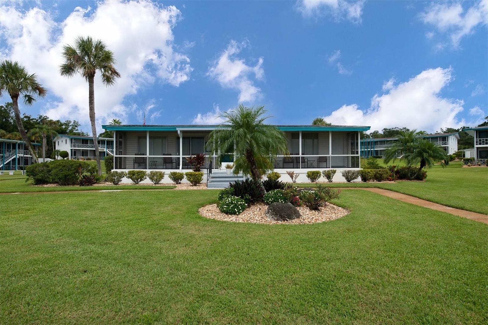 1600 W LAKE PARKER DR #D21