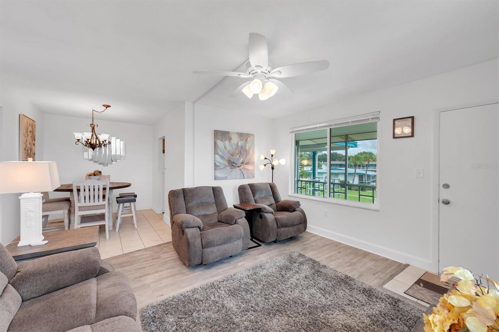 1600 W LAKE PARKER DR #D21