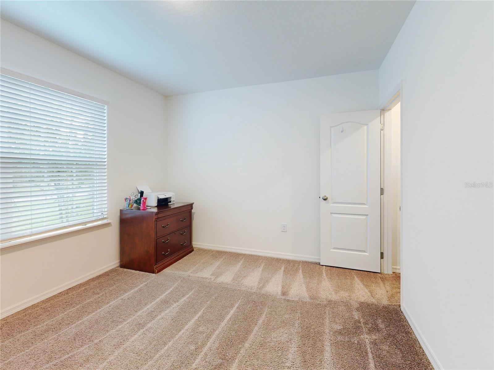2596 FLAMINGO RD