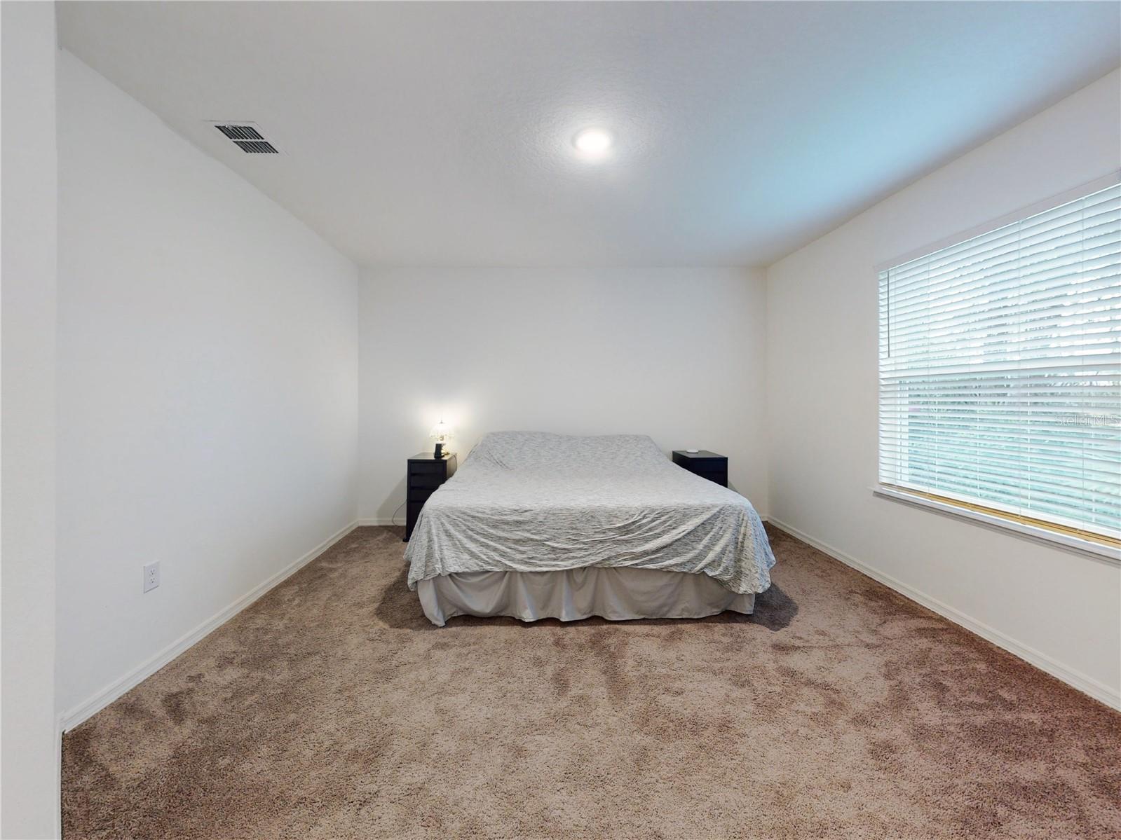 2596 FLAMINGO RD