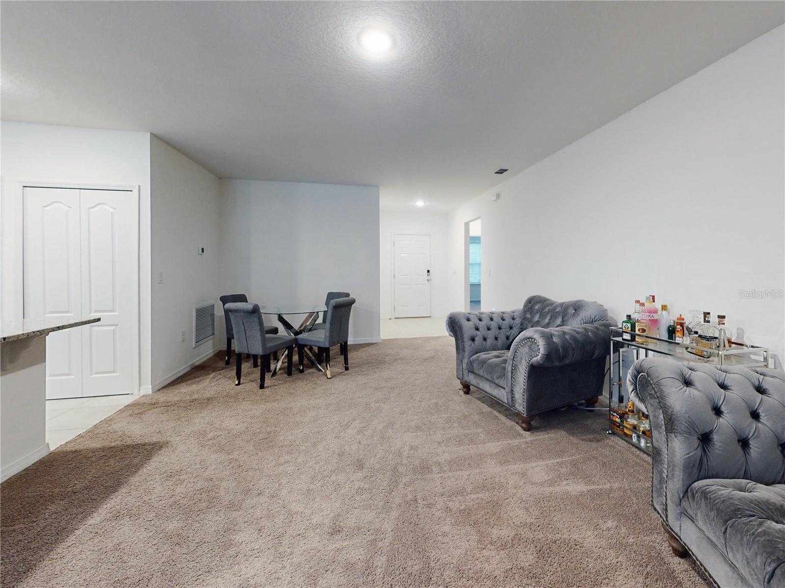 2596 FLAMINGO RD
