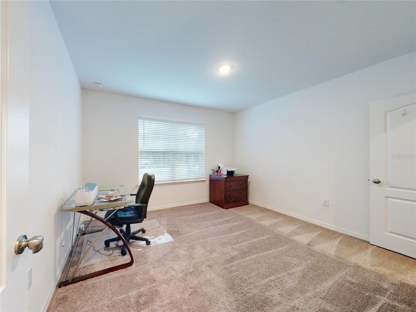 2596 FLAMINGO RD
