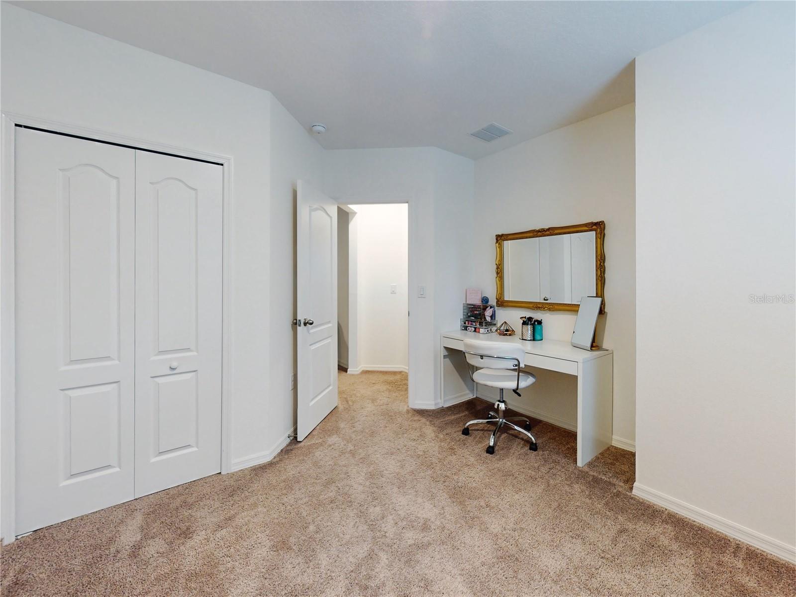 2596 FLAMINGO RD