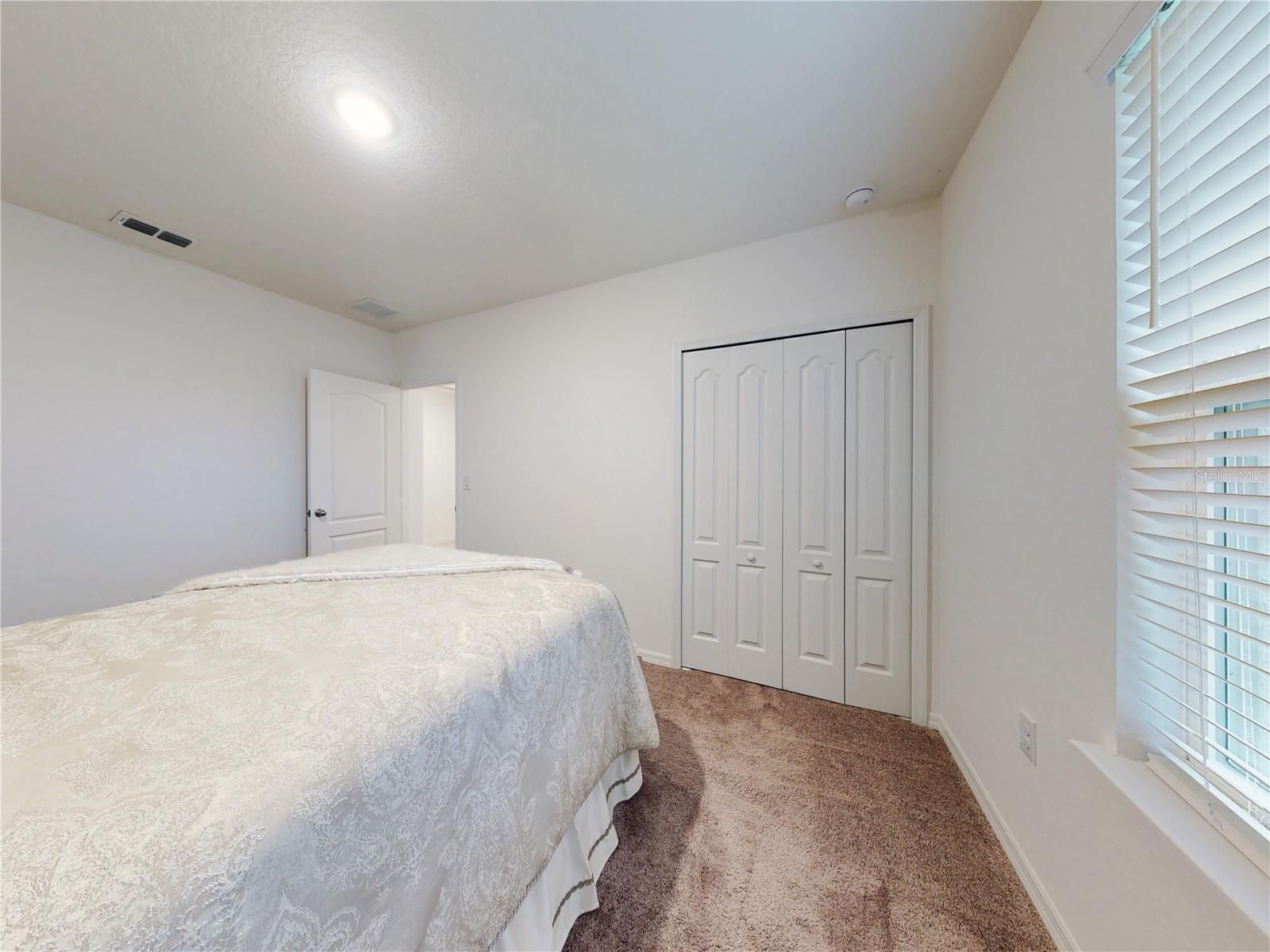 2596 FLAMINGO RD