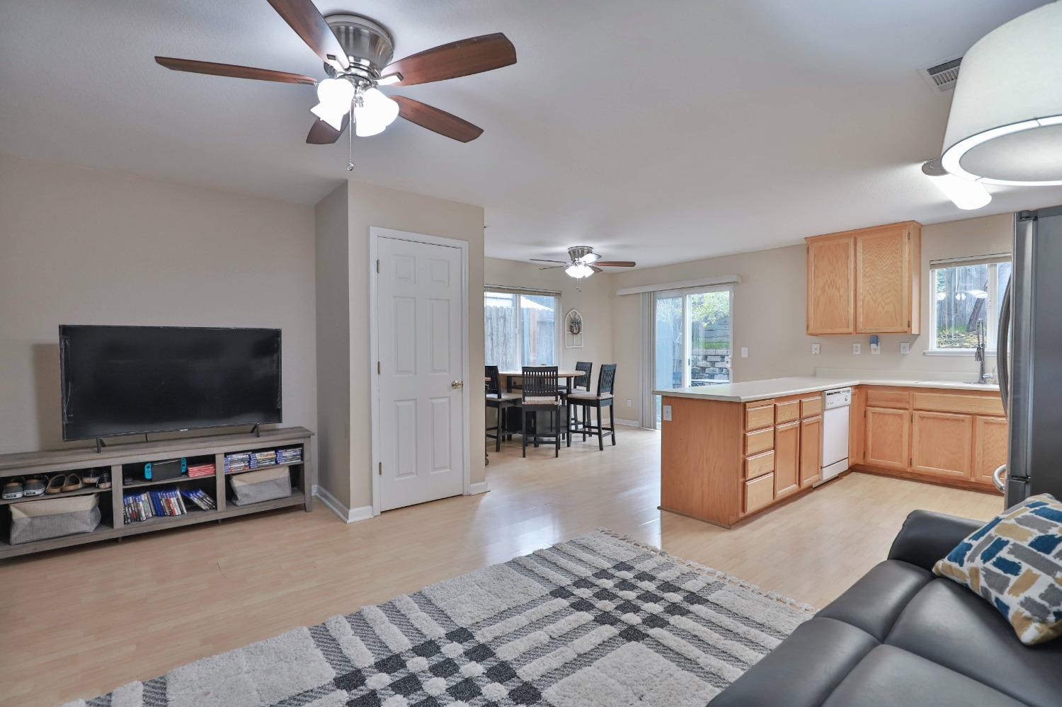 3008 Courtside Drive