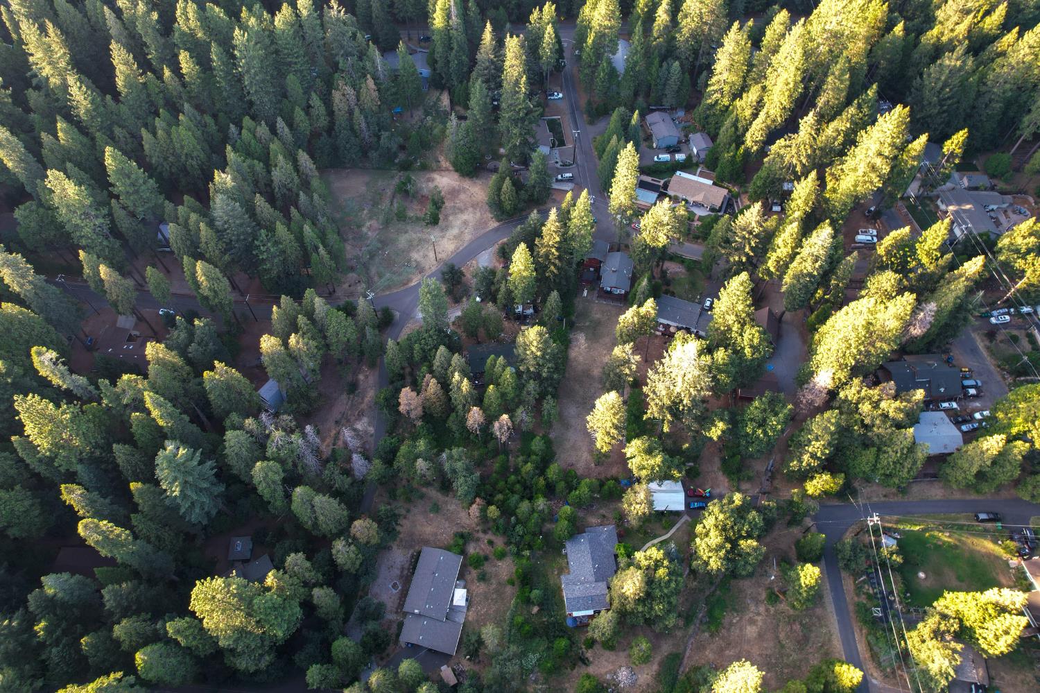 3044 Leaf Circle