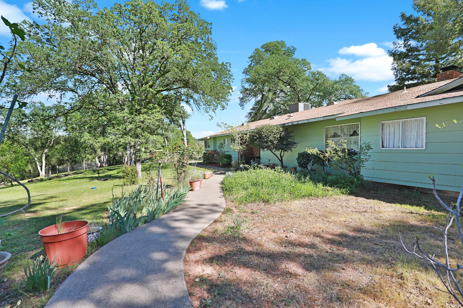 3840 Greenstone Road