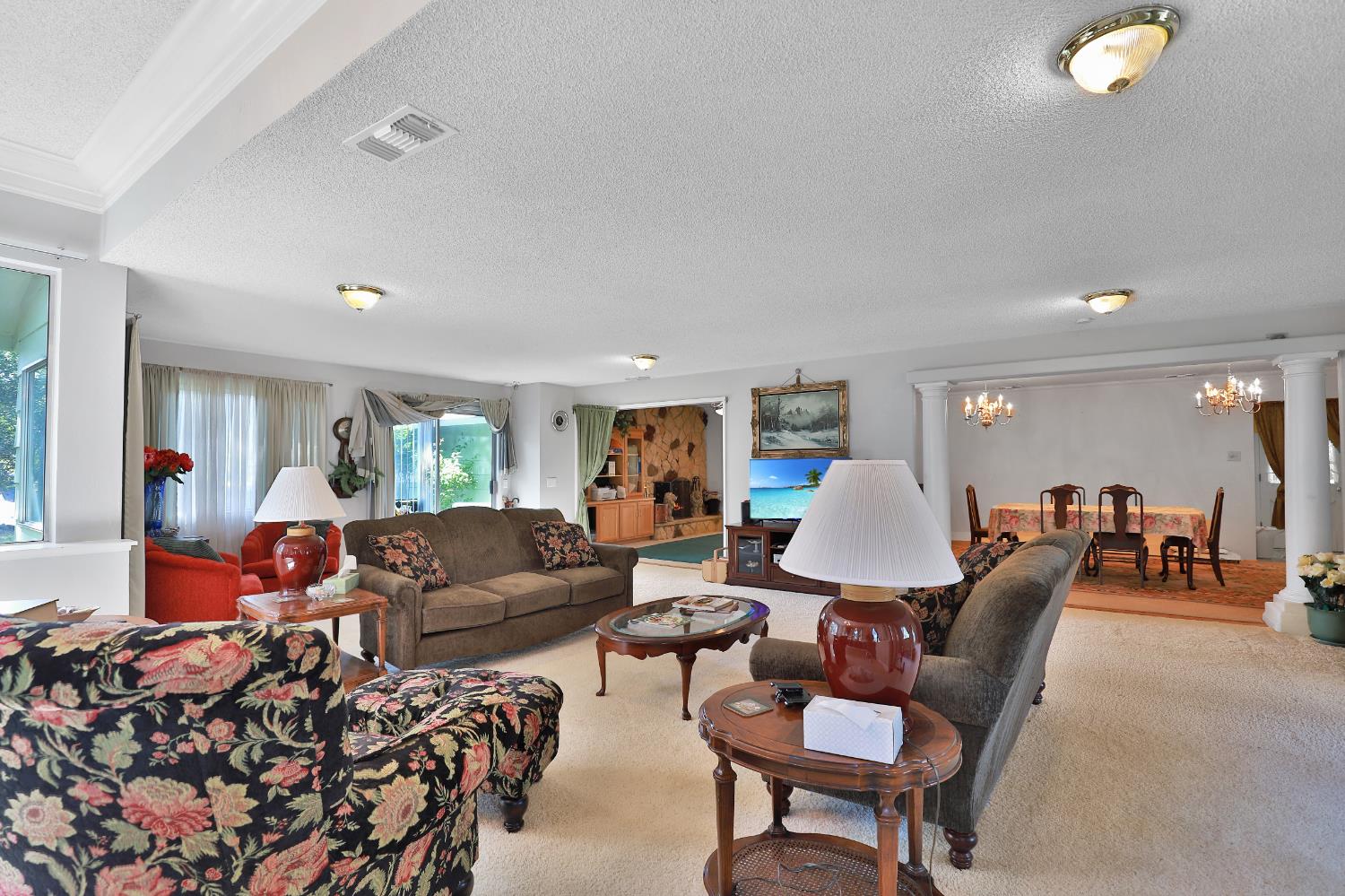 3840 Greenstone Road