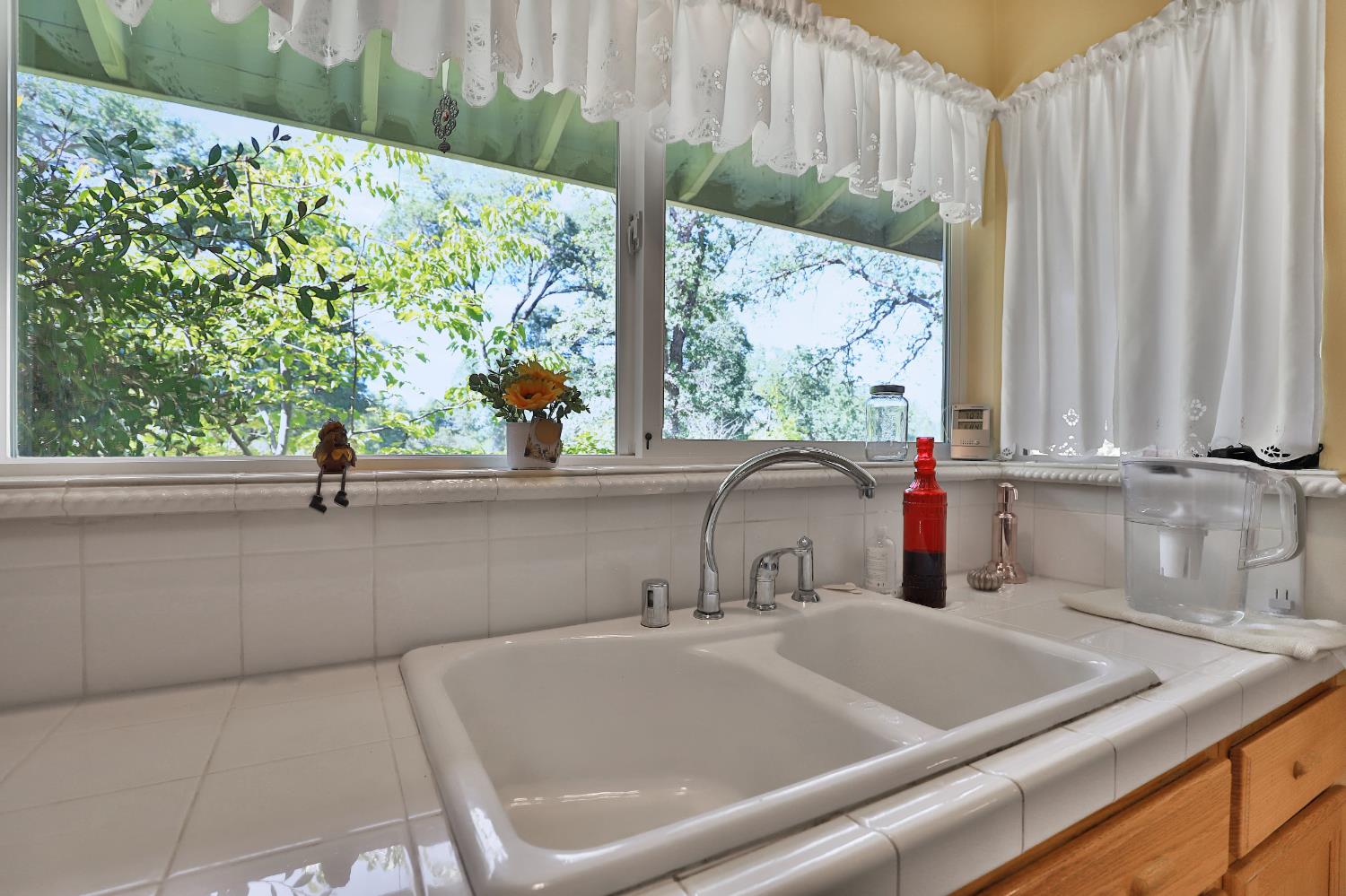 3840 Greenstone Road