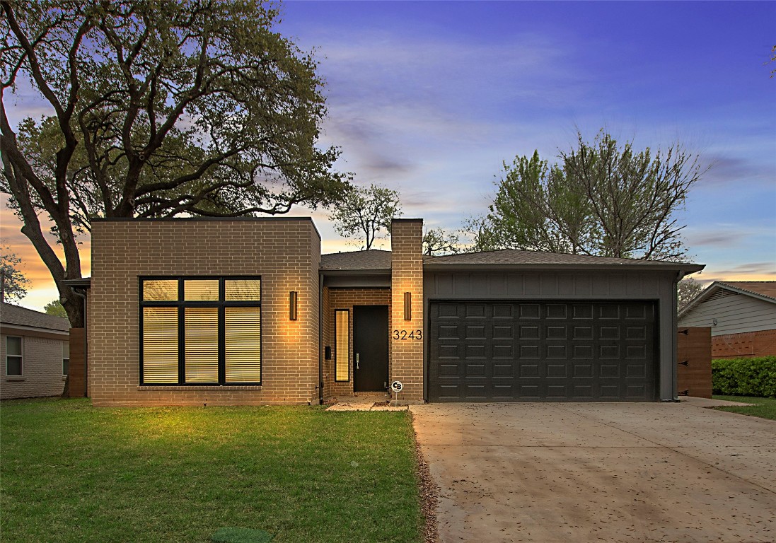 3243 Damascus Way