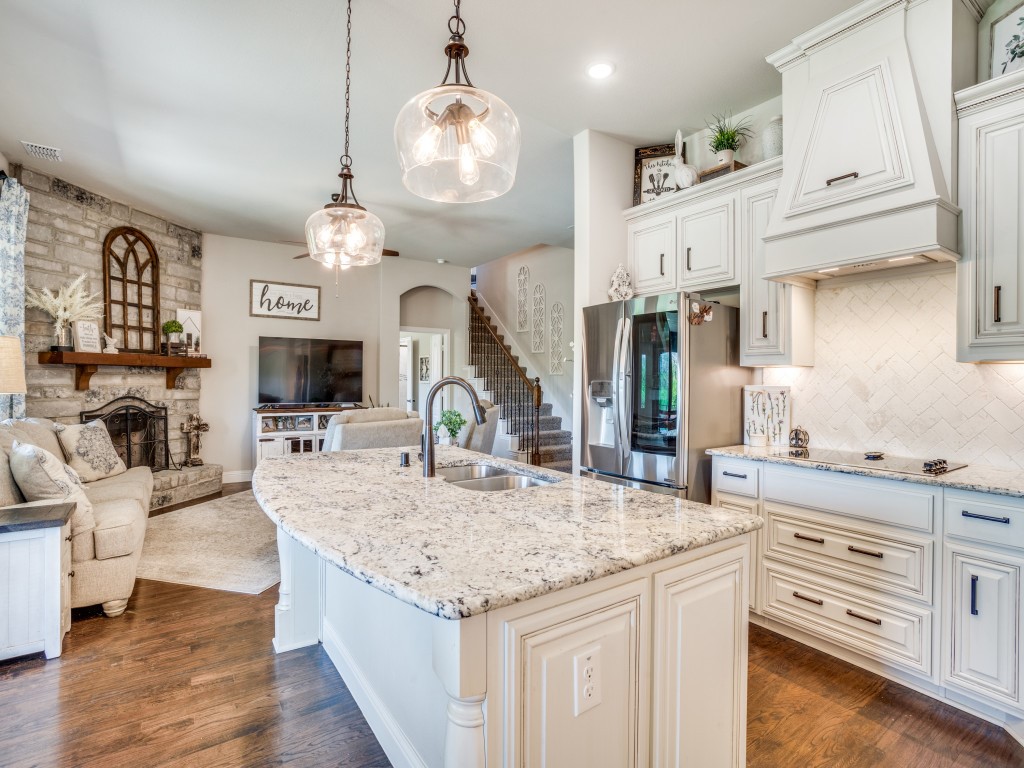 8608 Timber Ridge Drive