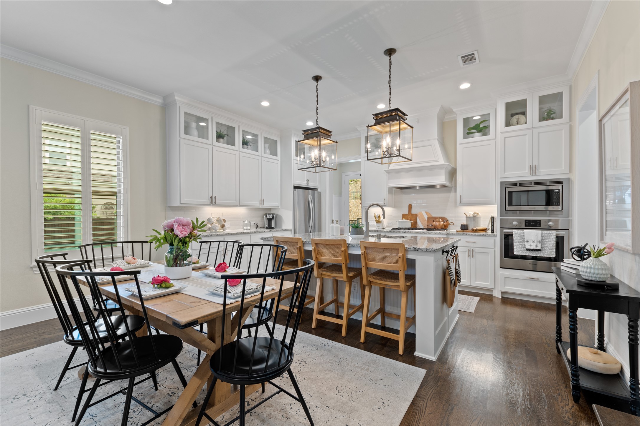 2201 Tremont Boulevard