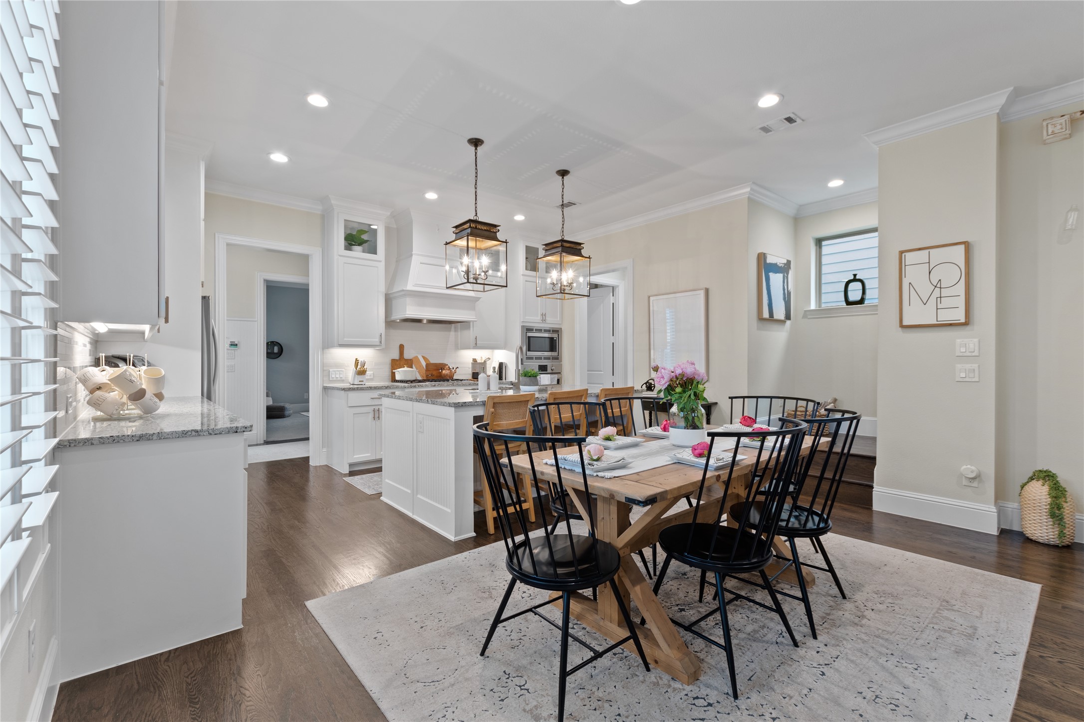 2201 Tremont Boulevard