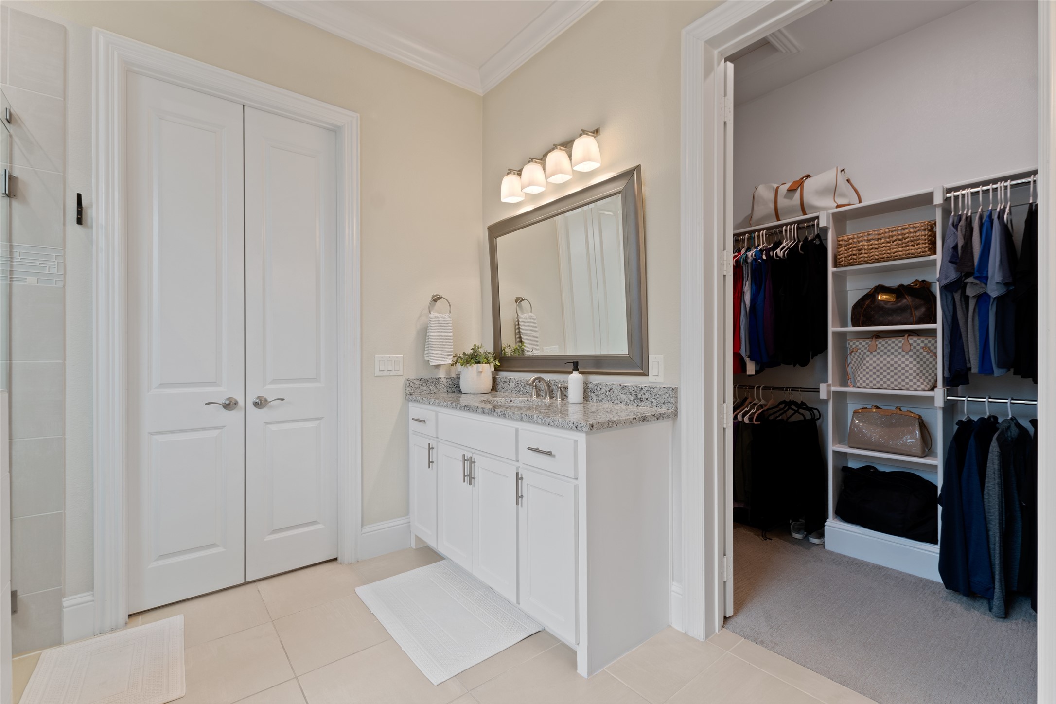 2201 Tremont Boulevard