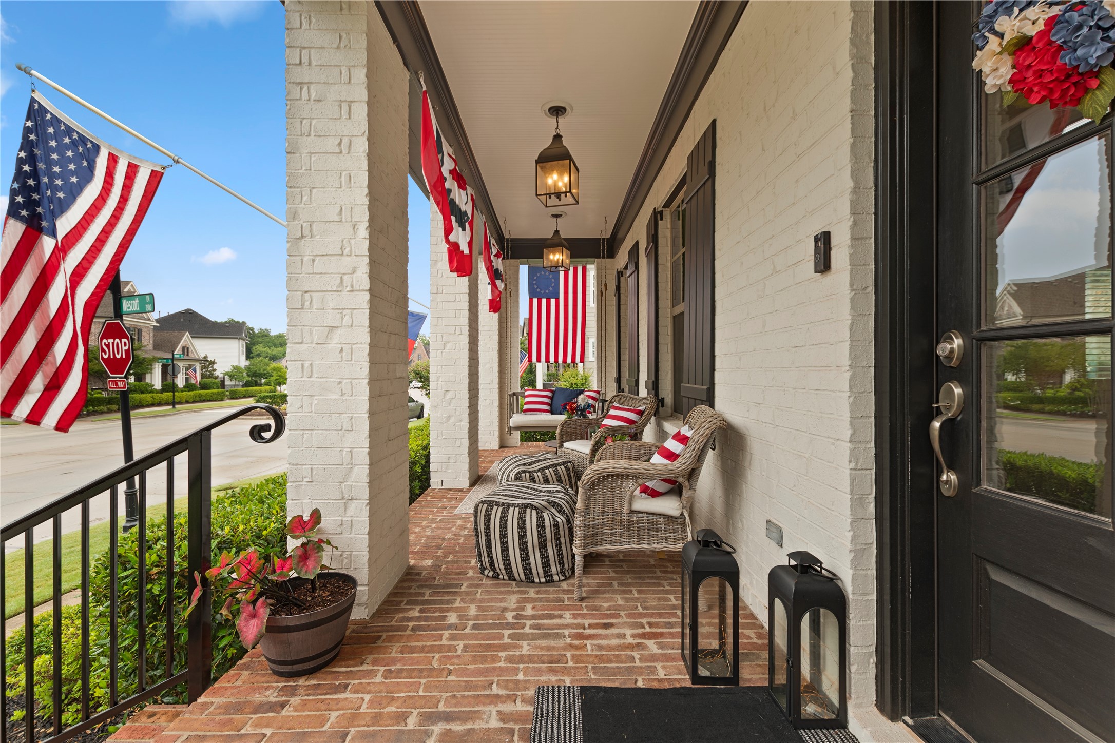 2201 Tremont Boulevard