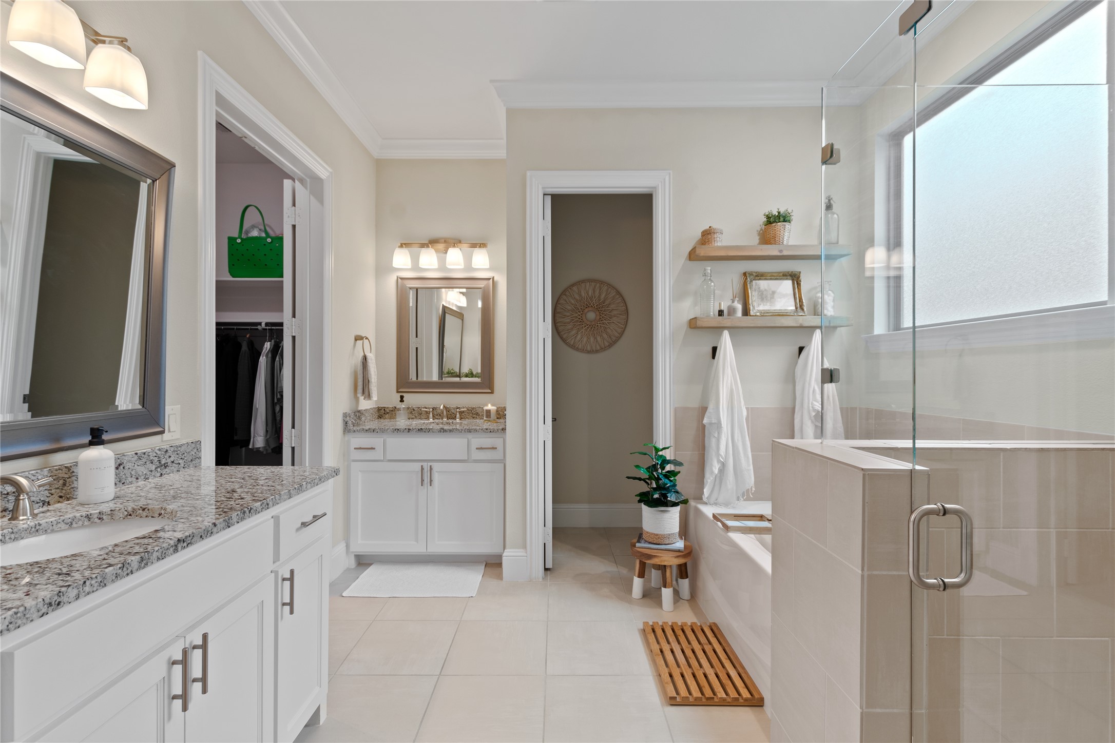 2201 Tremont Boulevard