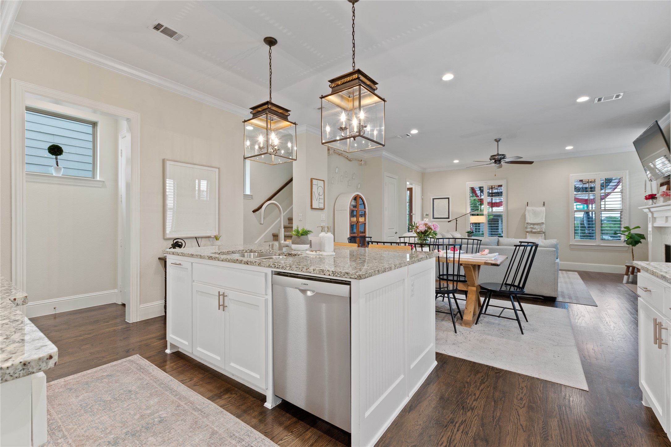 2201 Tremont Boulevard