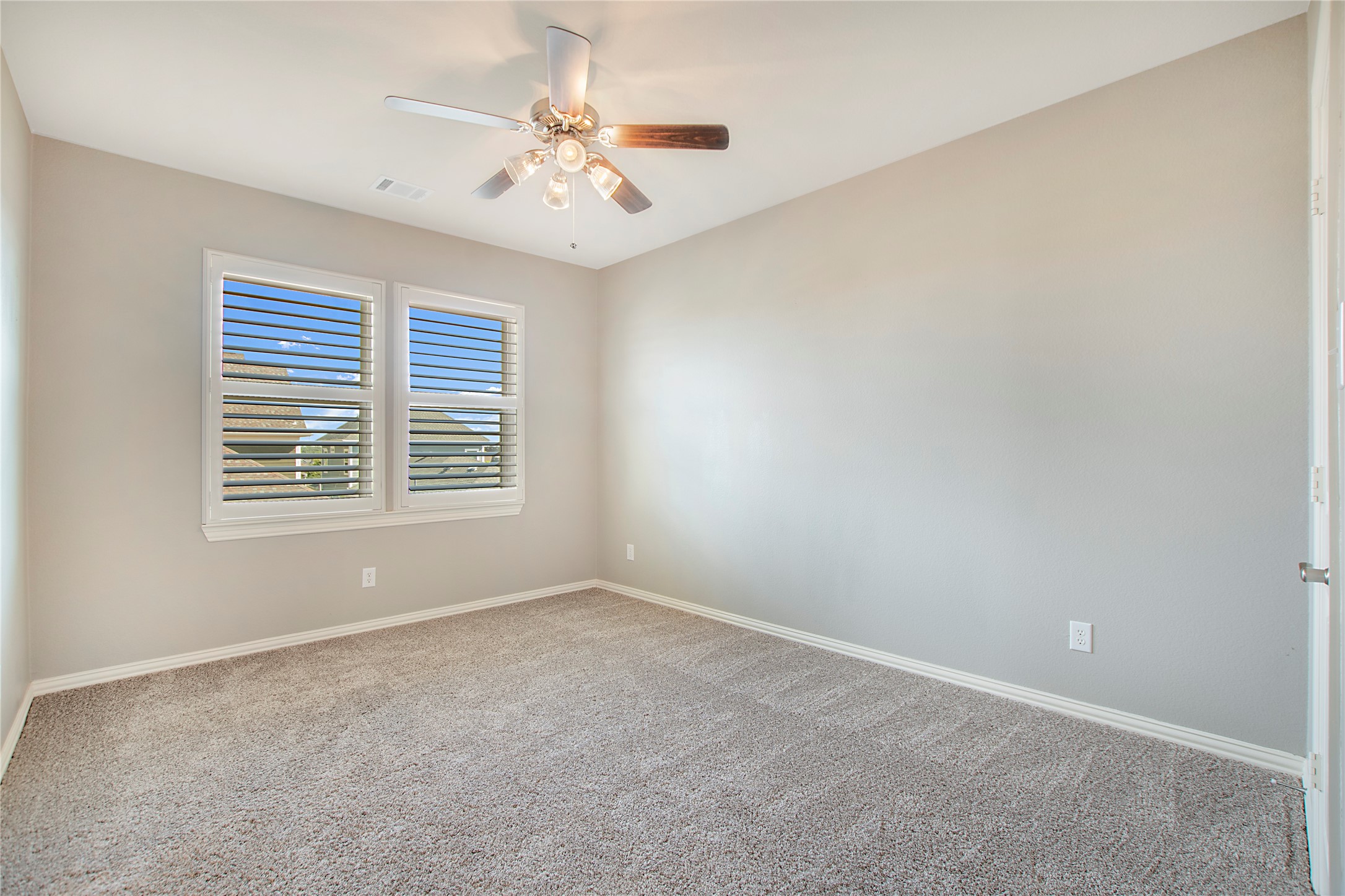 2316 Tremont Boulevard