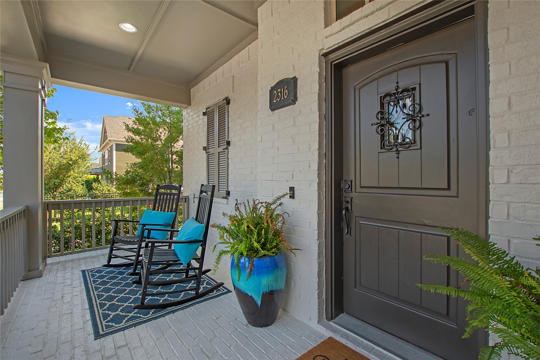 2316 Tremont Boulevard