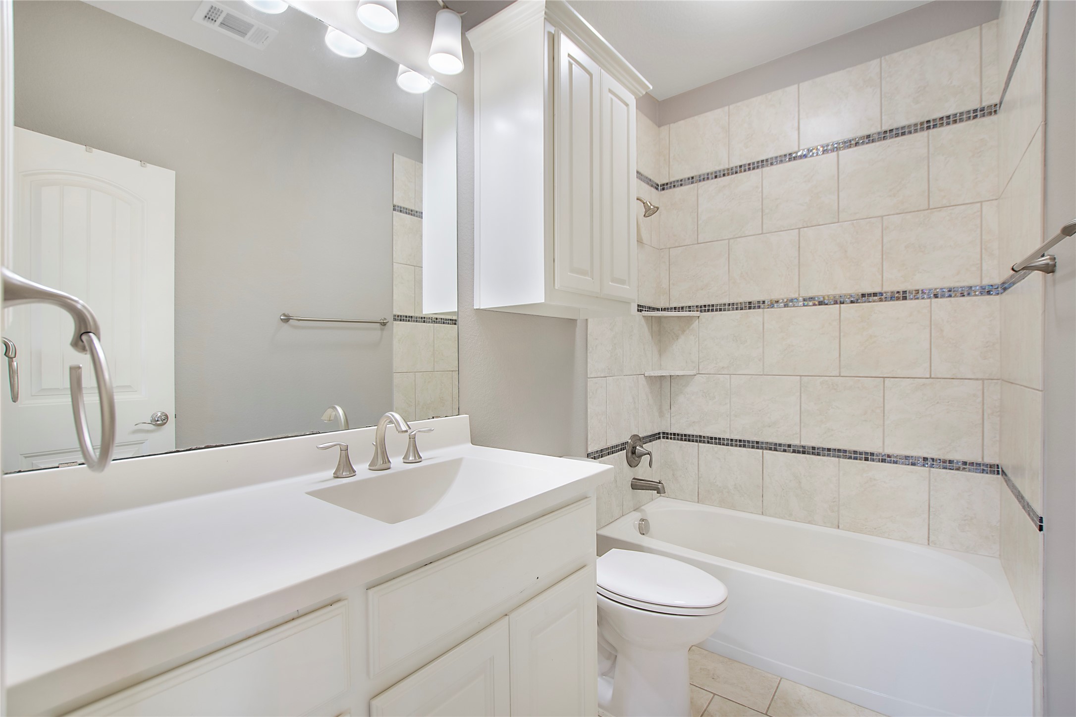 2316 Tremont Boulevard