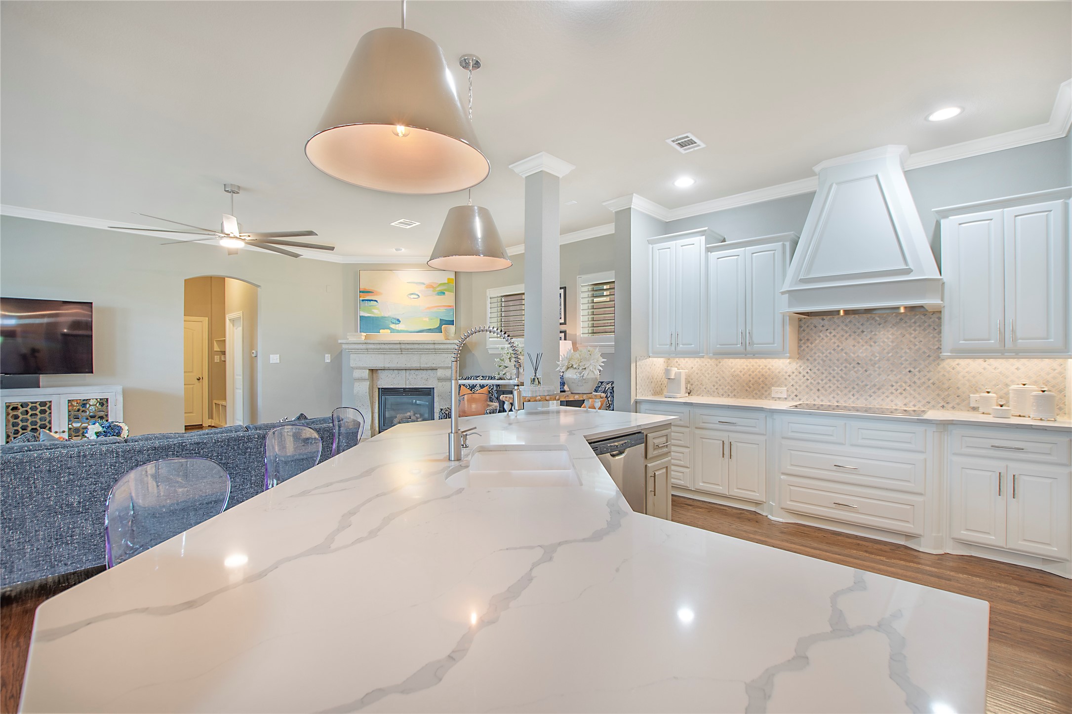 2316 Tremont Boulevard