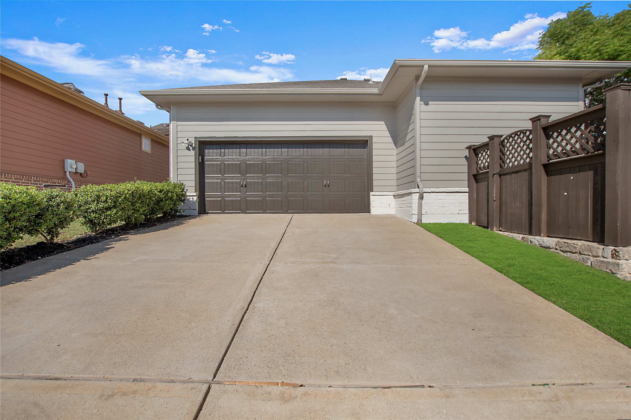 2316 Tremont Boulevard