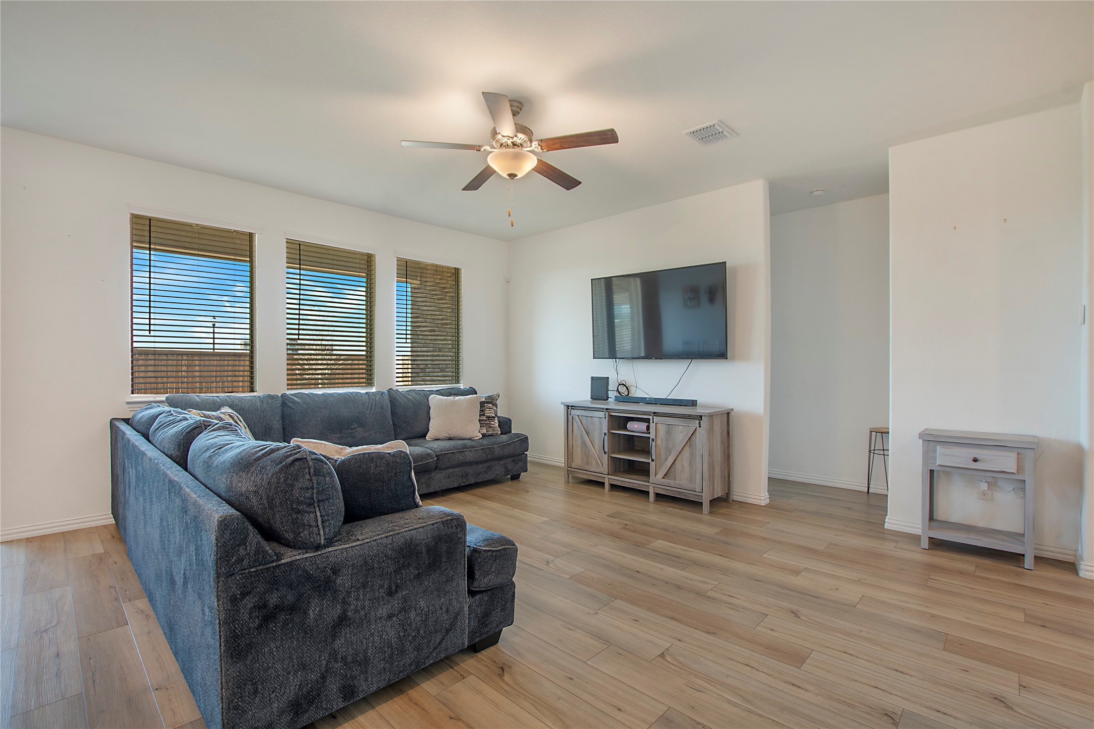 500 Ventura Boulevard