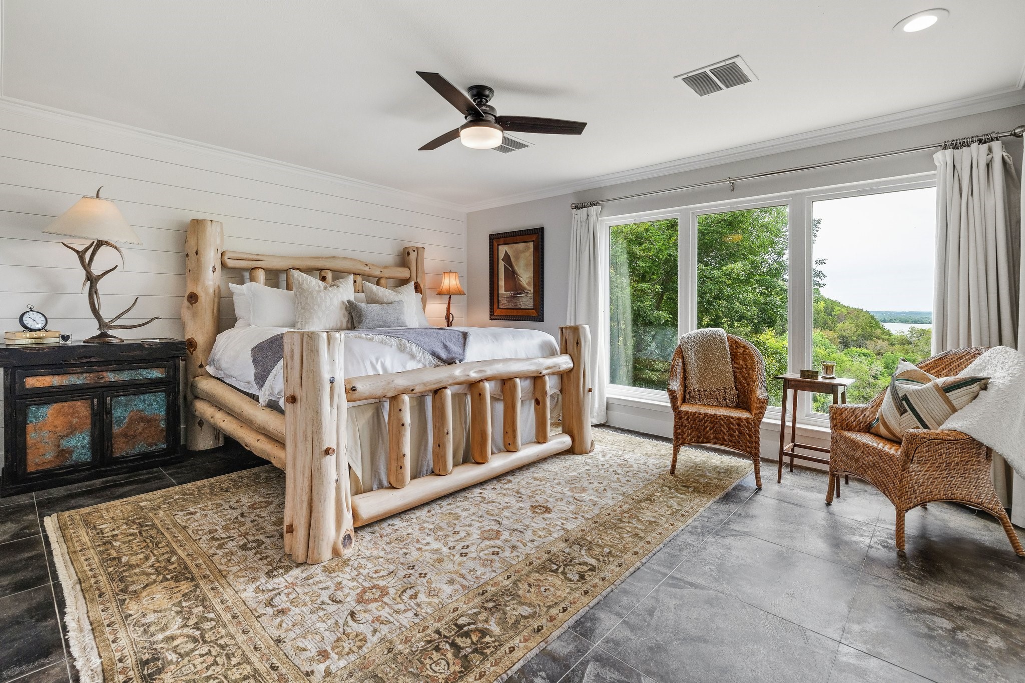 10033 Crestridge Court