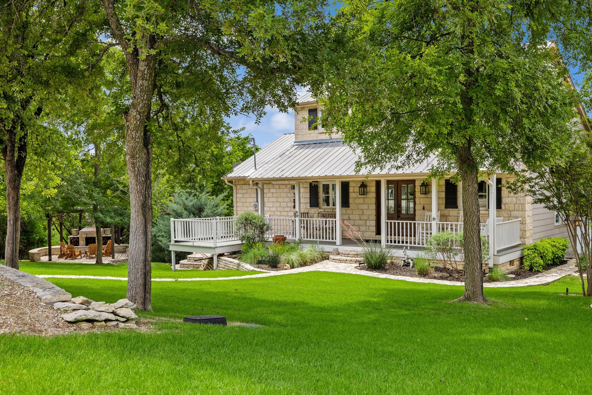 10033 Crestridge Court