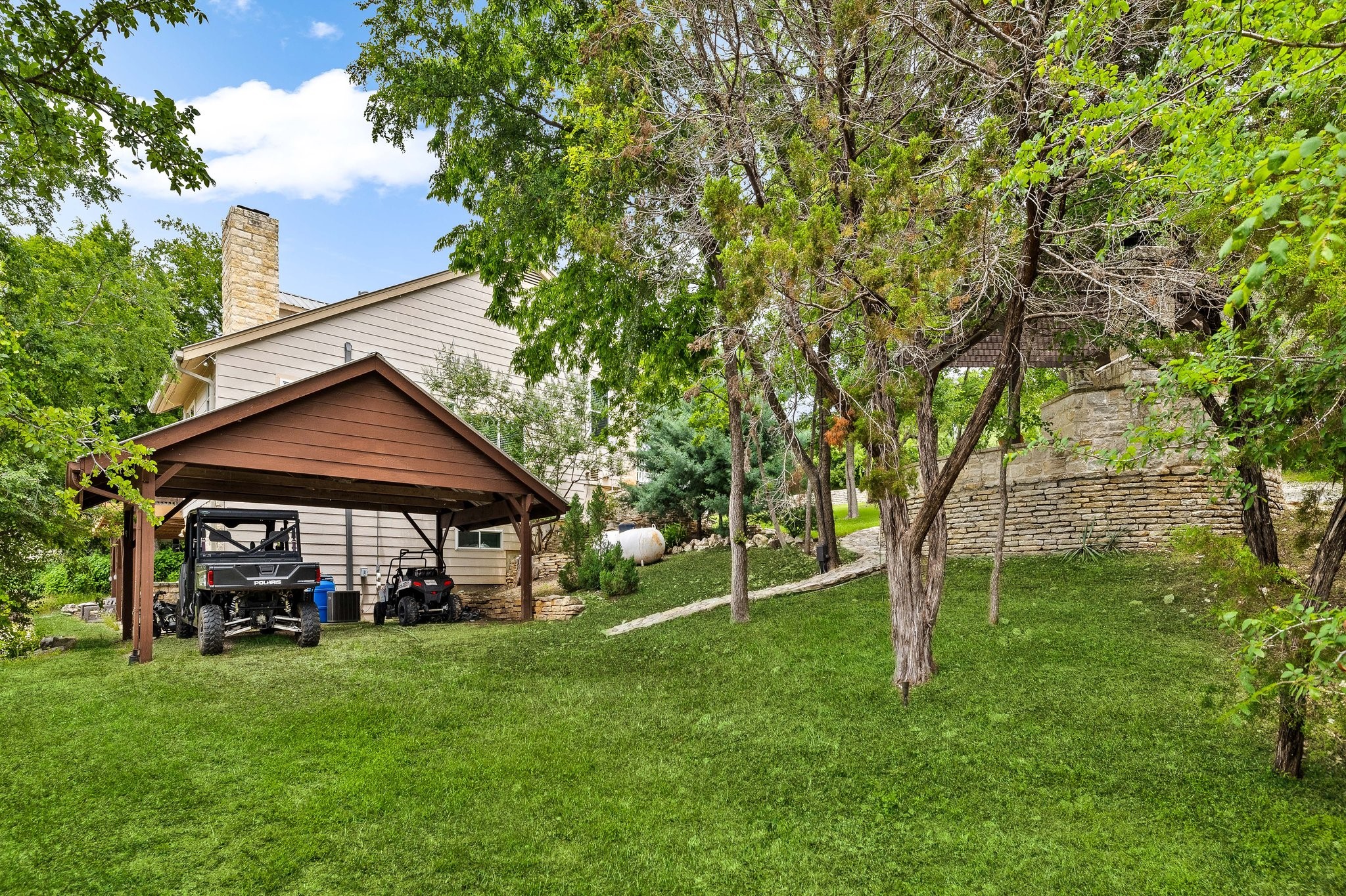 10033 Crestridge Court