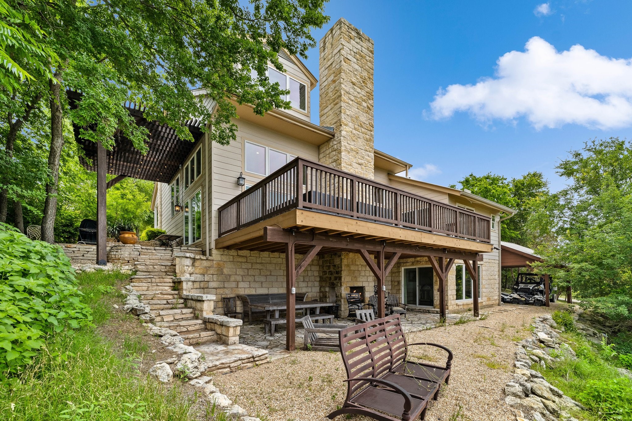 10033 Crestridge Court