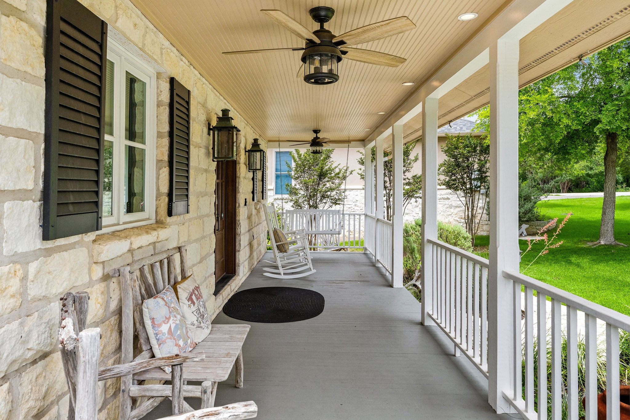 10033 Crestridge Court