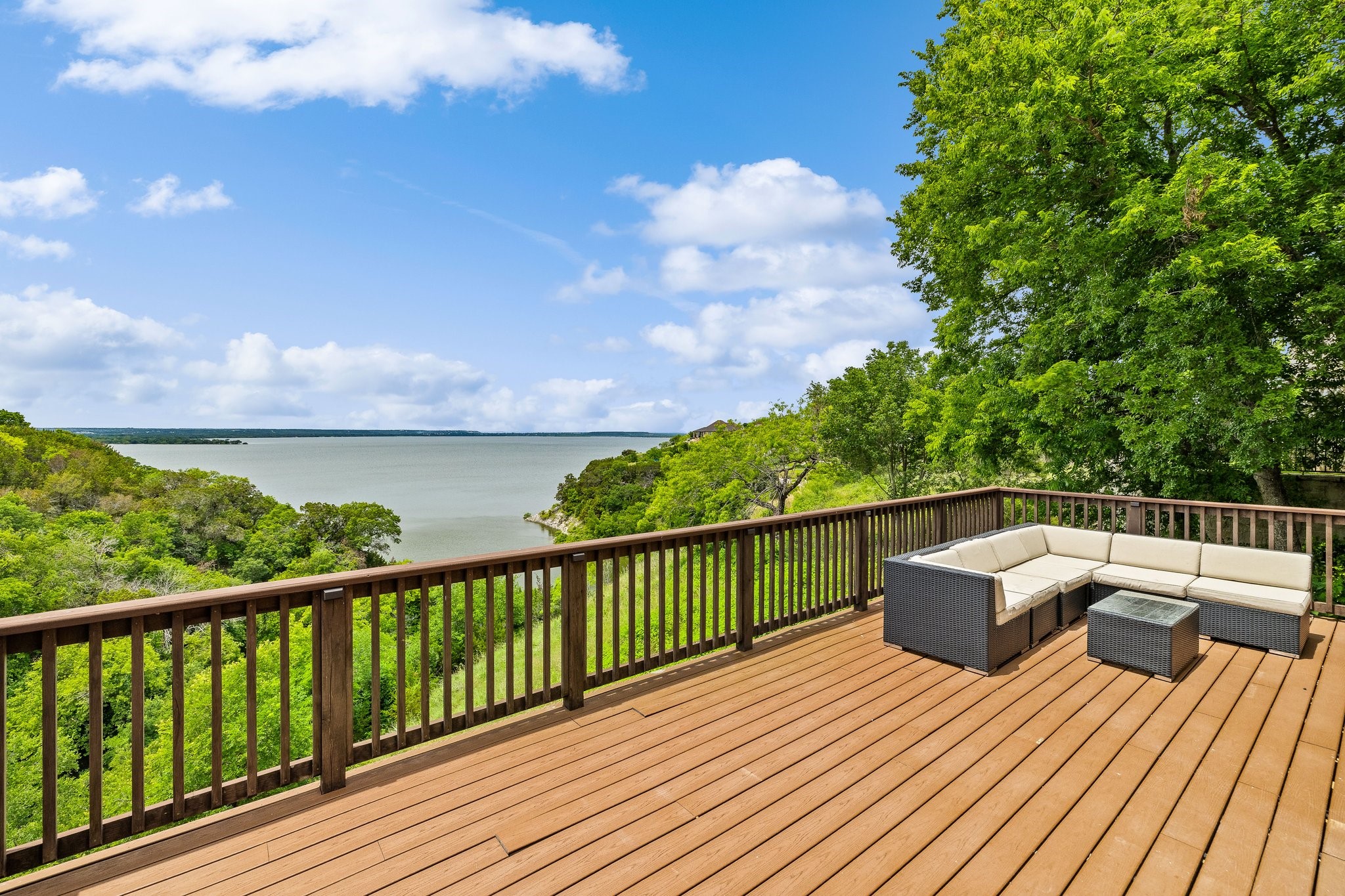 10033 Crestridge Court