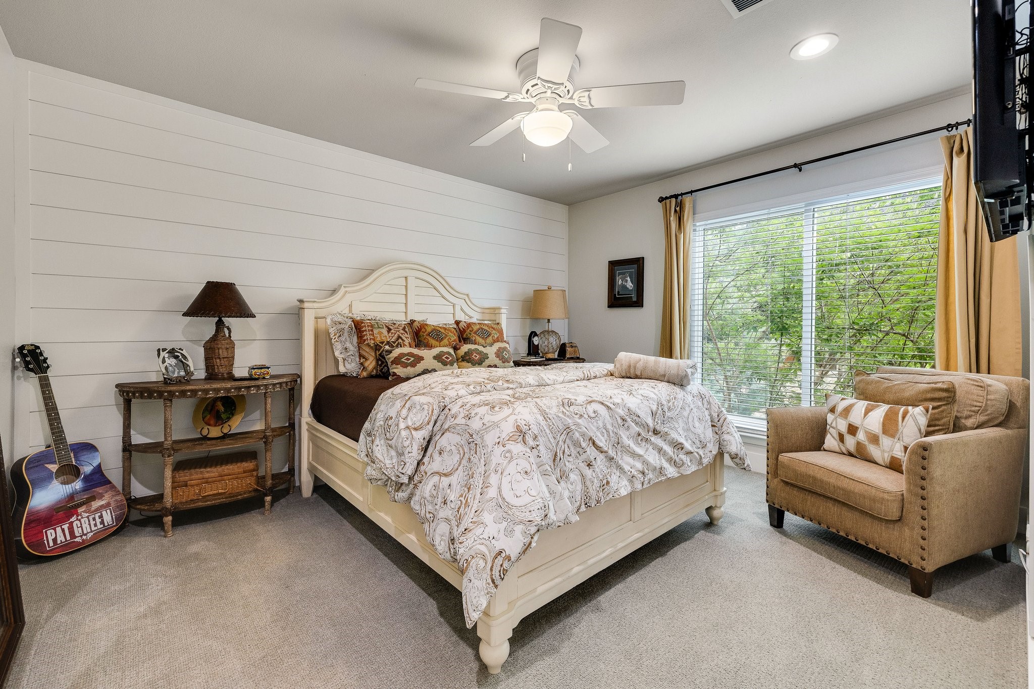 10033 Crestridge Court