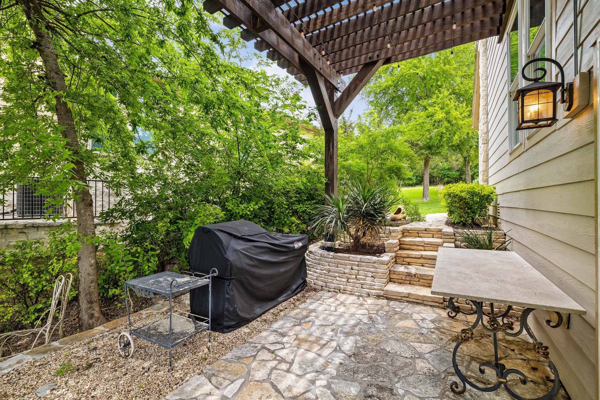 10033 Crestridge Court