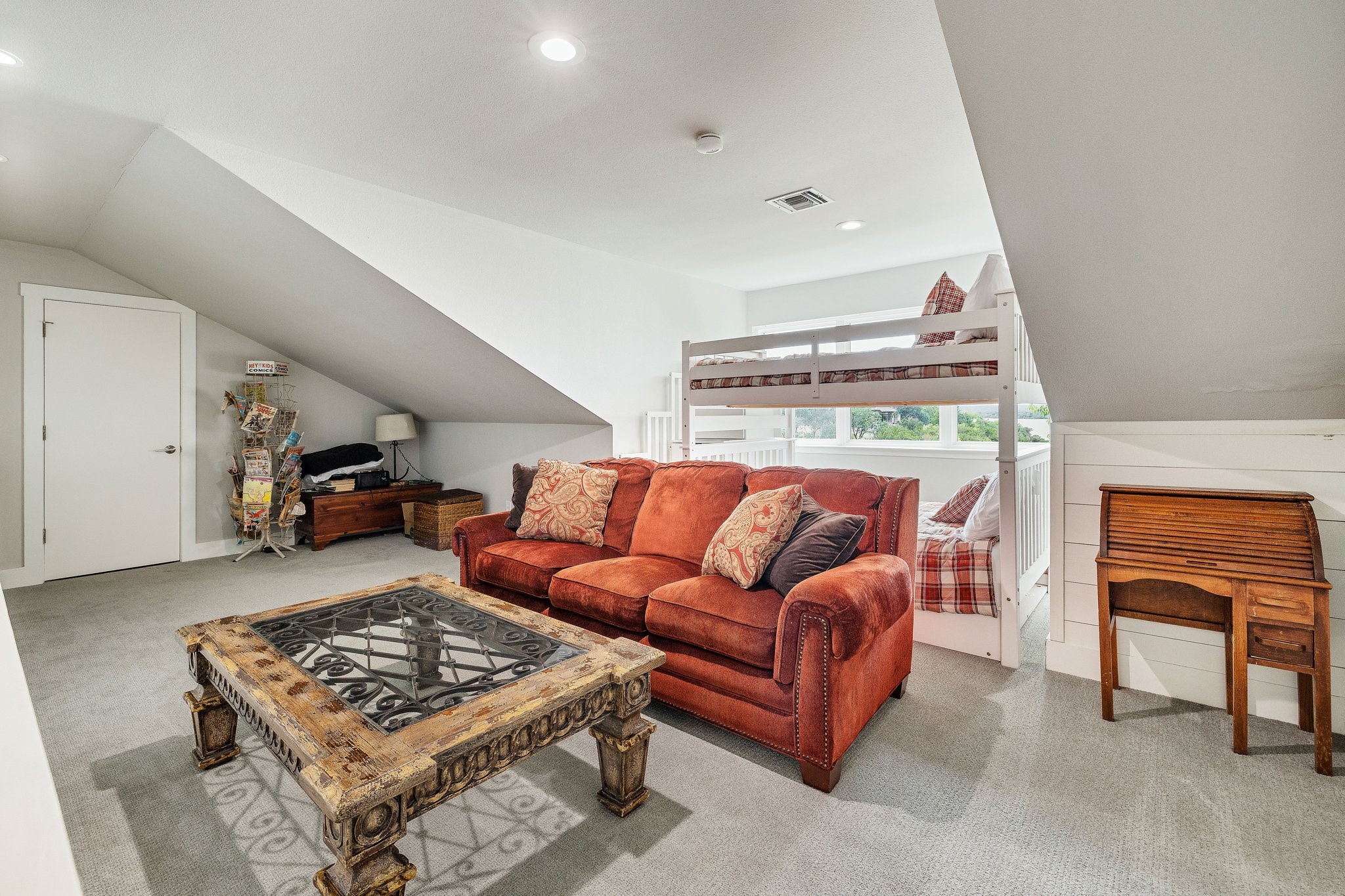 10033 Crestridge Court