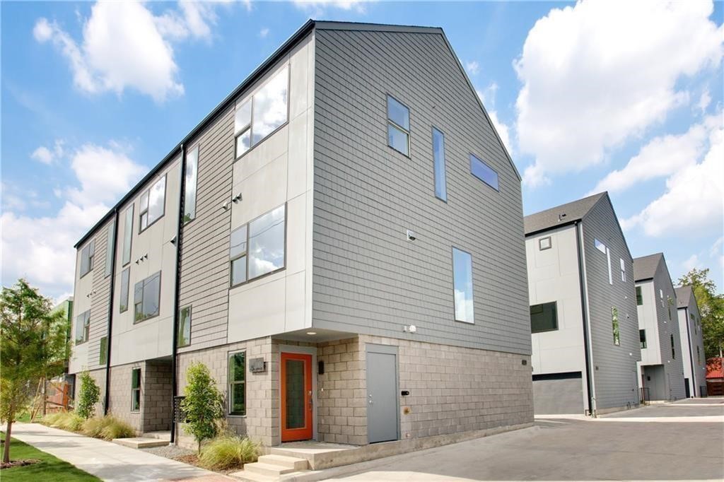 427 W 10th Street 302