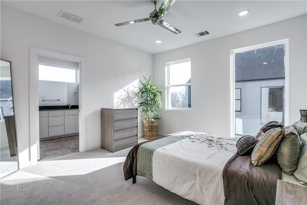 427 W 10th Street 302