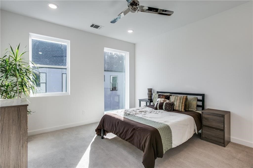 427 W 10th Street 302